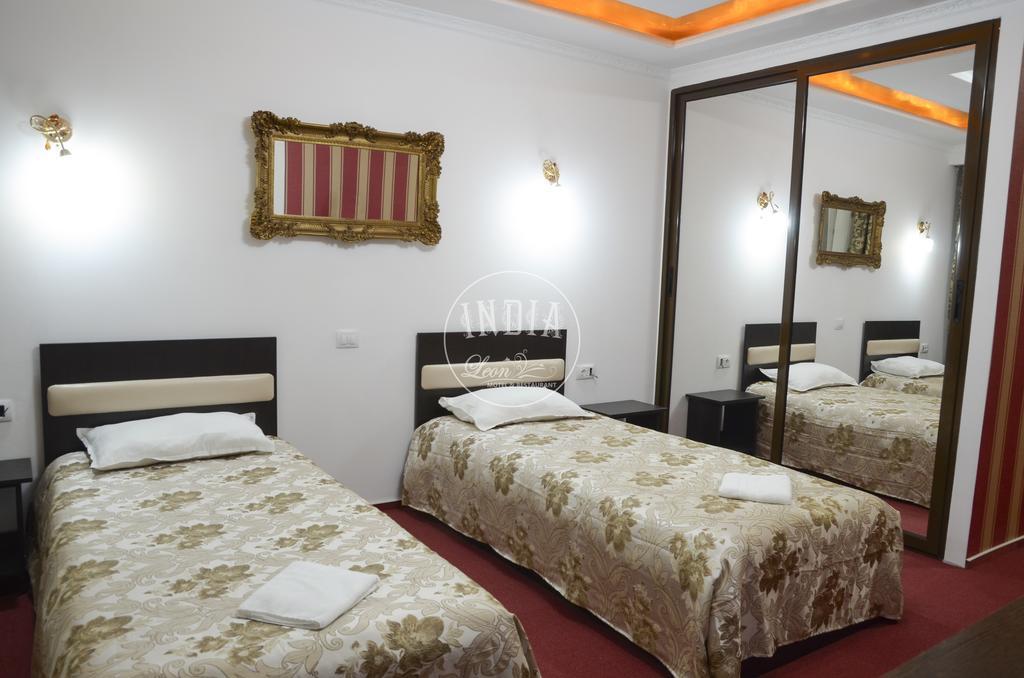 Motel - Restaurant Leon Bacău Zimmer foto