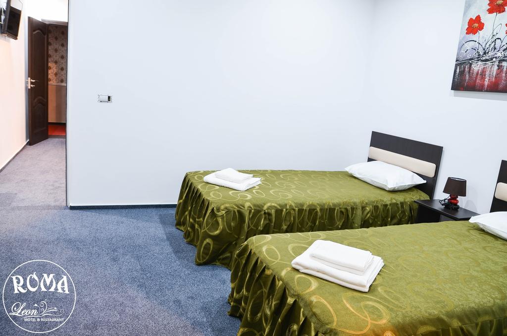 Motel - Restaurant Leon Bacău Zimmer foto